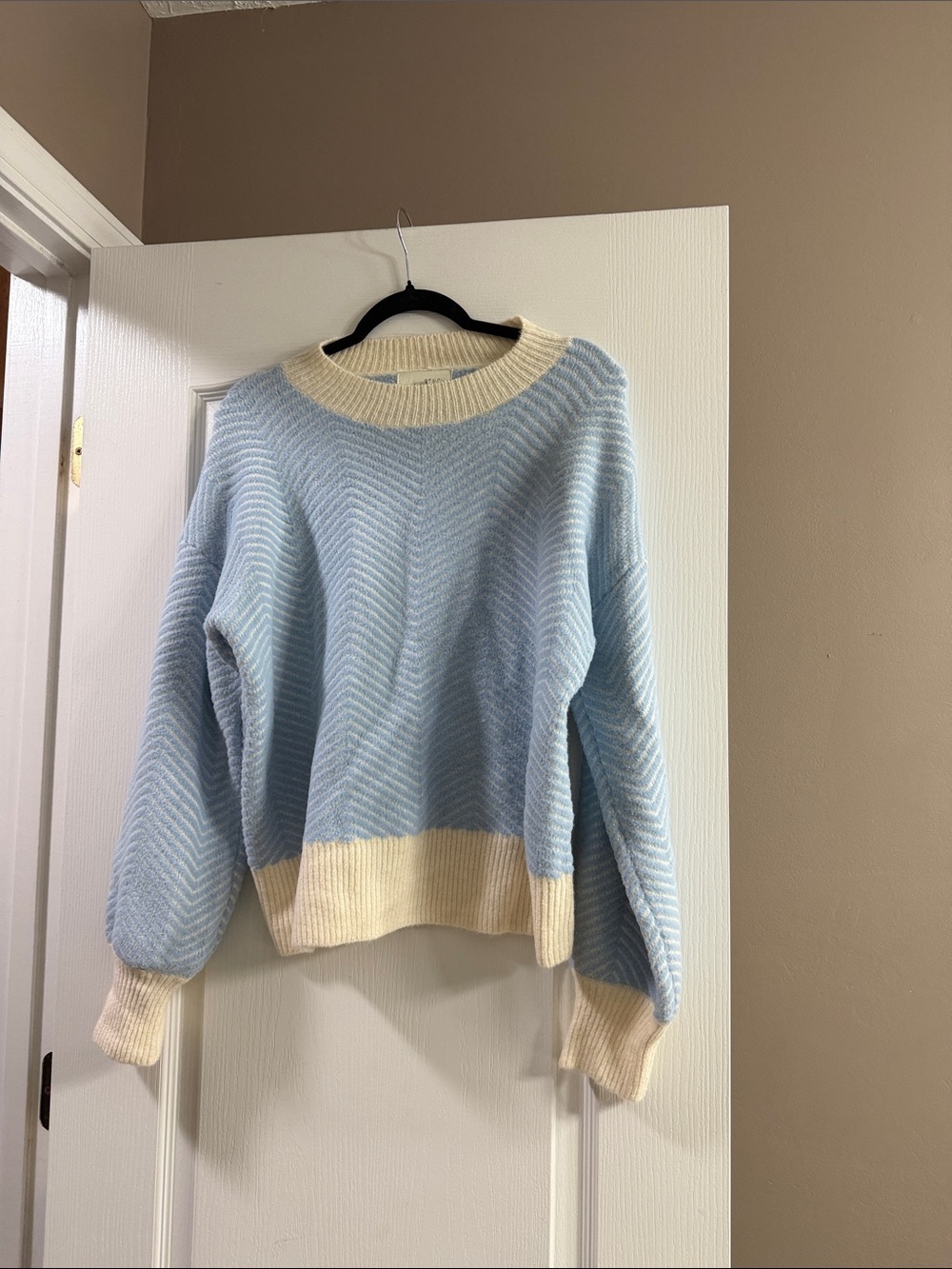Pinch Light Blue & Cream oversized Crewneck Sweater
